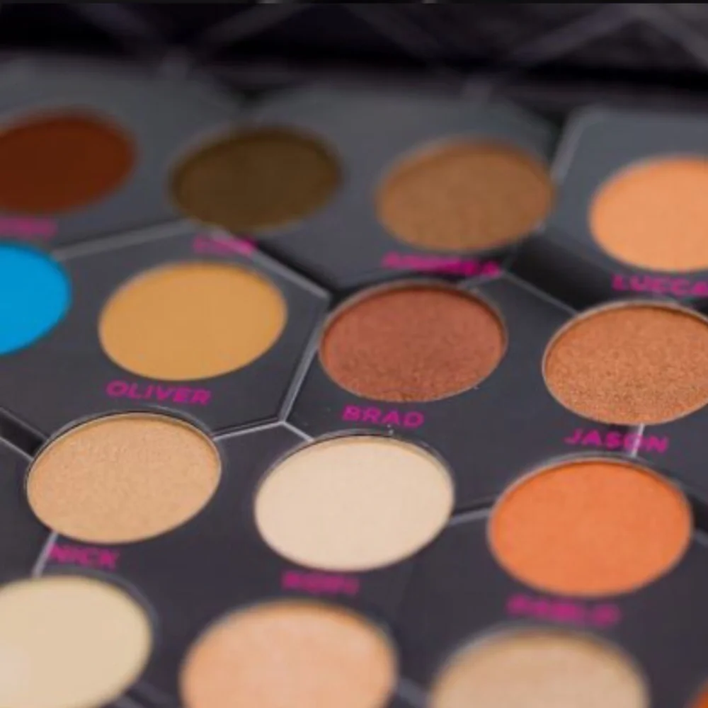 BeeBeauty London Barbarella Eyeshadow Pal…
